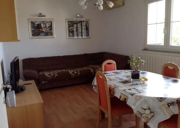 With A Parking Space Risika, Krk - 15609 Апартаменты Врбник