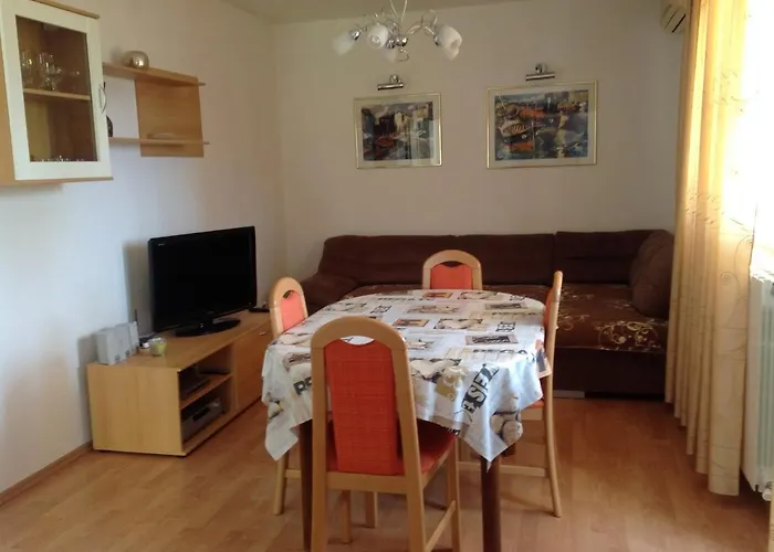 With A Parking Space Risika, Krk - 15609 * Врбник