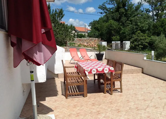 Апартаменты With A Parking Space Risika, Krk - 15609 Врбник